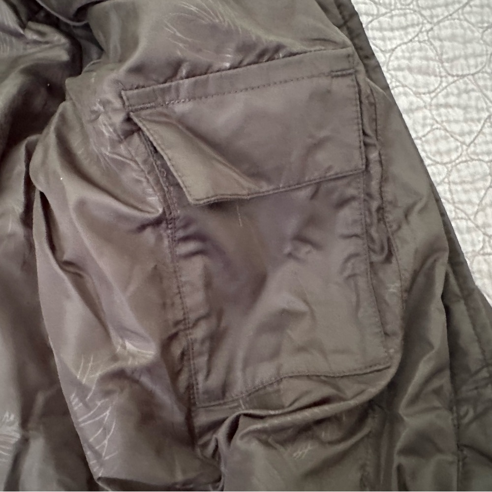 Eddie Bauer Women's Medium Black Quilted Jacket Slope side down parka - Picture 4 of 6